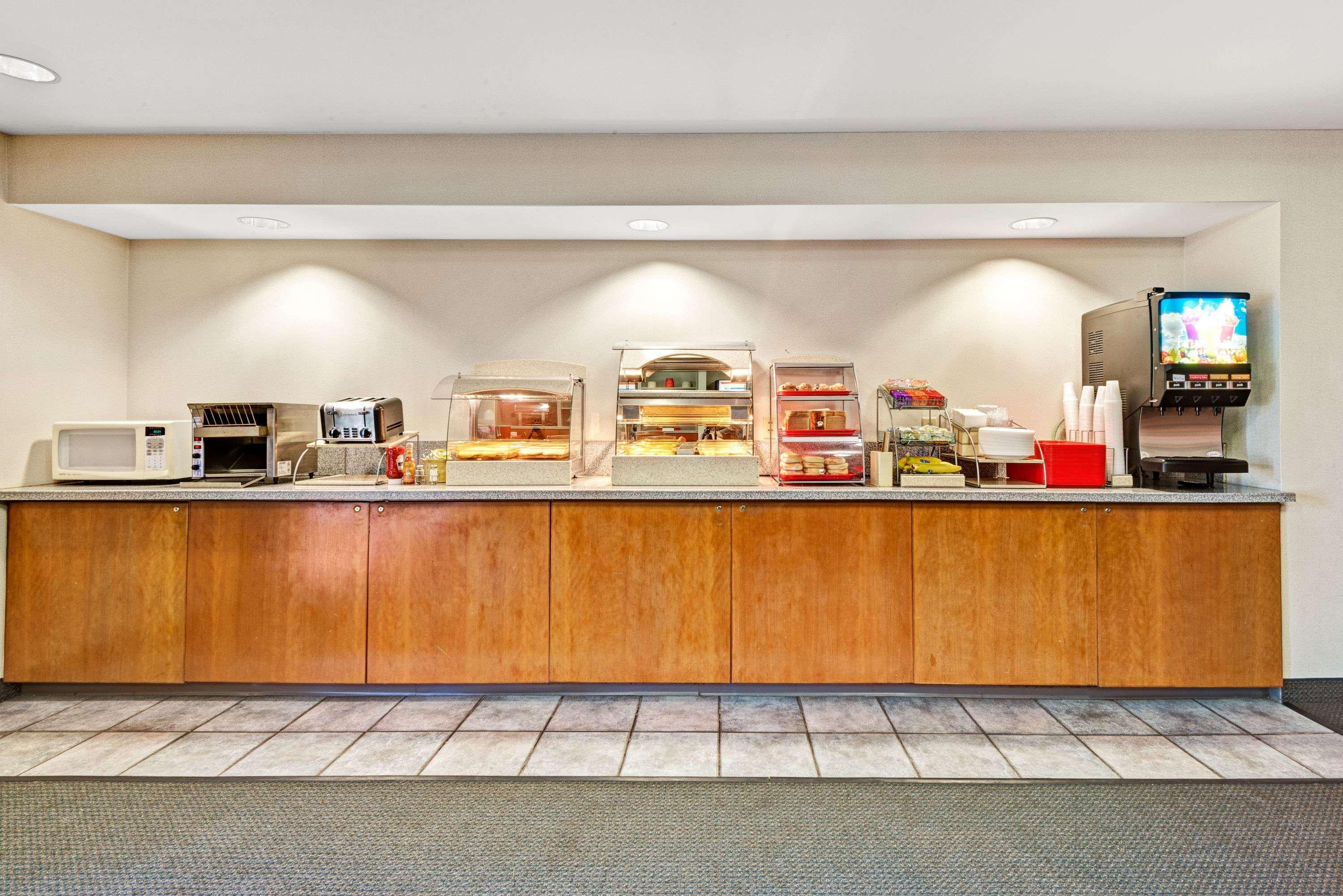 Ramada By Wyndham Saco/Old Orchard Beach Area מראה חיצוני תמונה
